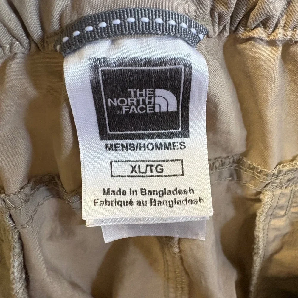 The North Face Convertible Cargo Pants Mens XL 38x34 Khaki Hiking Zip Off Nylon